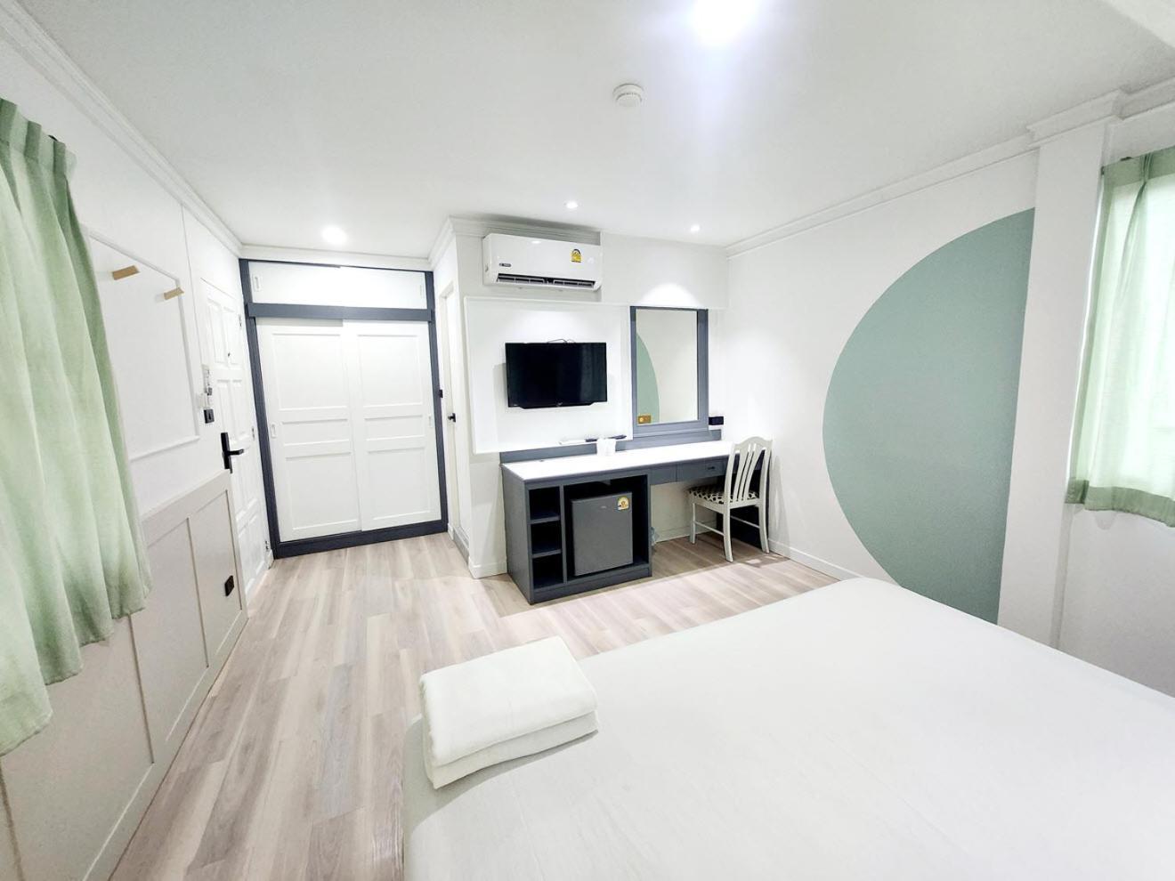 Seatel Phuket, Patong Beach Zewnętrze zdjęcie
