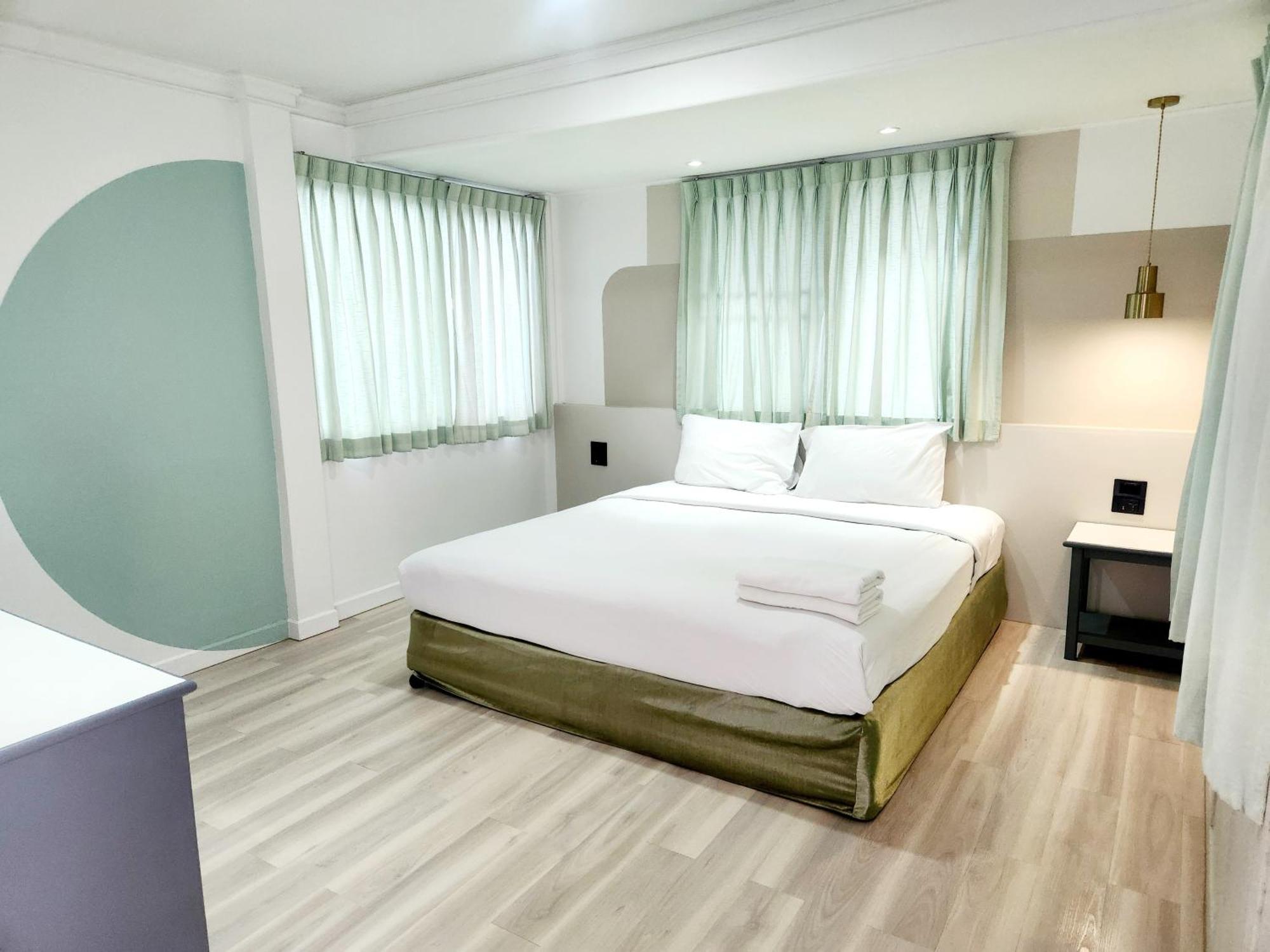 Seatel Phuket, Patong Beach Zewnętrze zdjęcie