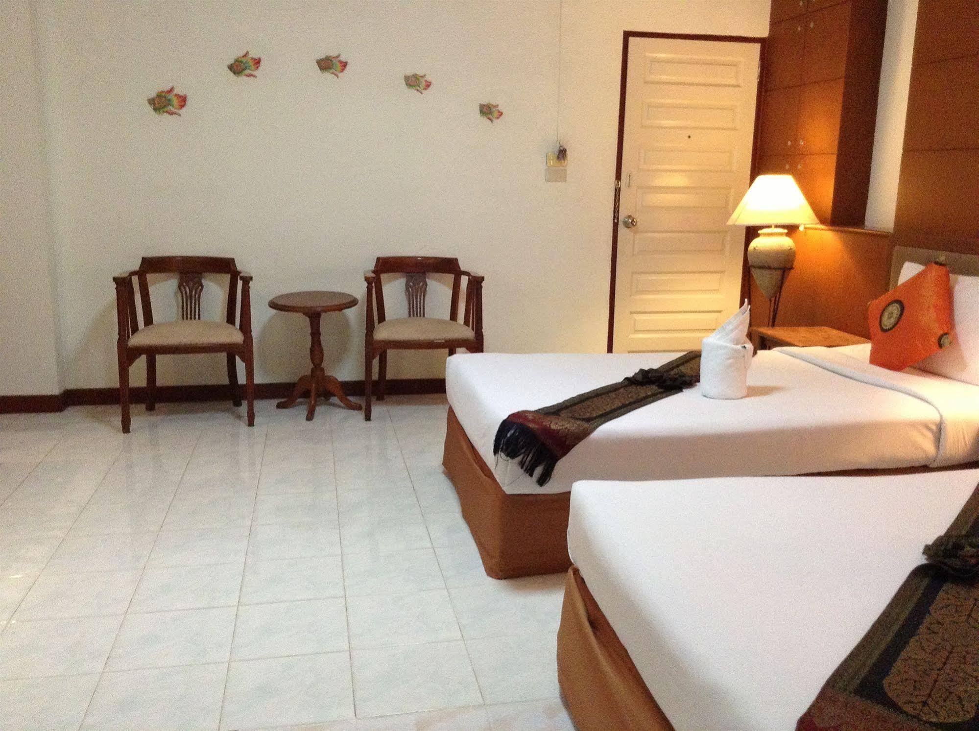 Seatel Phuket, Patong Beach Zewnętrze zdjęcie